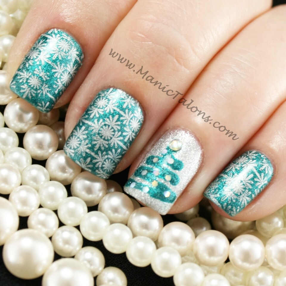 Christmas Nails