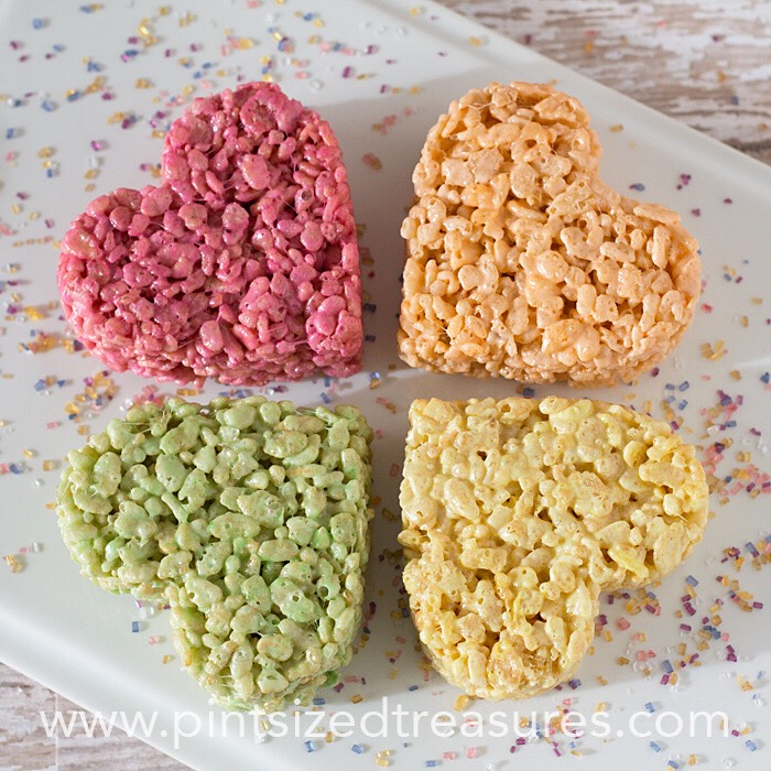 Heart-shaped Rice Krispie Treat Pops!!! 