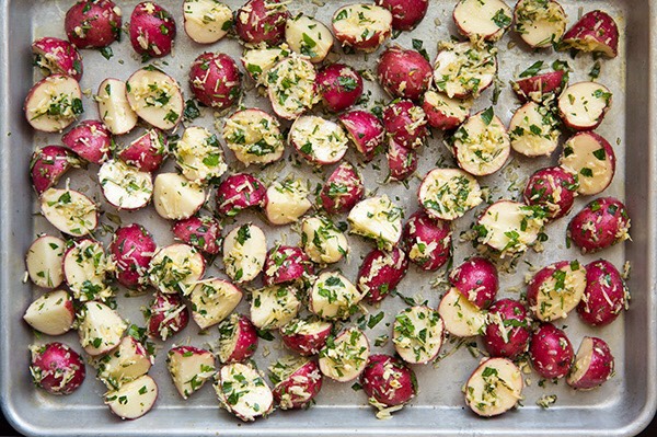 🍴🍆Parmesan-Herb Roasted Potatoes
🍋🍹