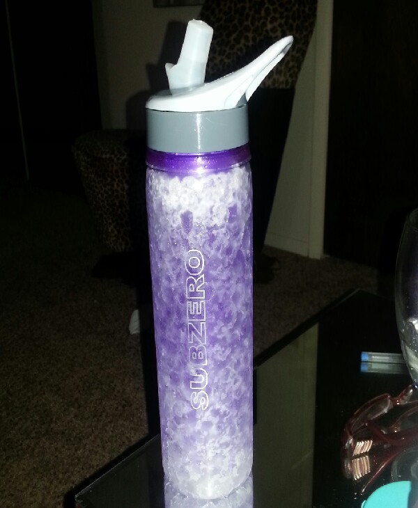 drink 3 liters if water a day. this water bottle is half a liter so i would drink 6 of these. i like this water bottle because it has a layer of freezer gel around it so it keeps your water cold for a lil longer.