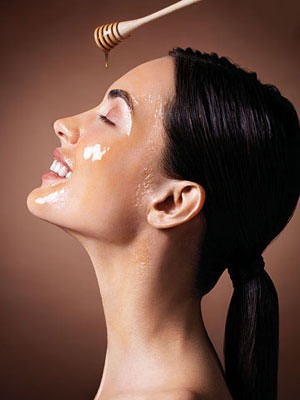 You can also apply as a mask to heal, clean, and soften face. Mix with lemon juice. Leave on for 10 minute and rinse.