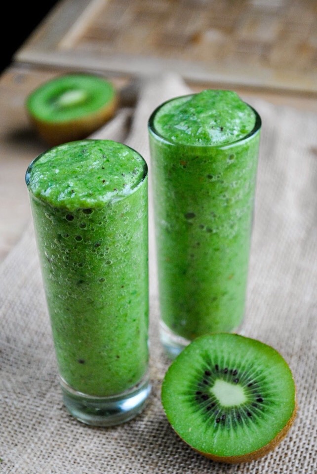 Green Kiwi Smoothie 