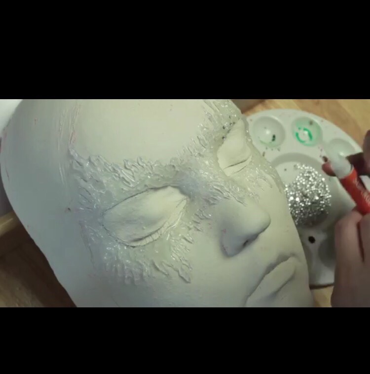 DIY Masquerade Mask: Ice Queen. 