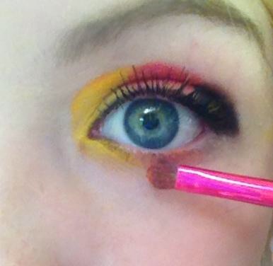 Repeat with the other two colors.