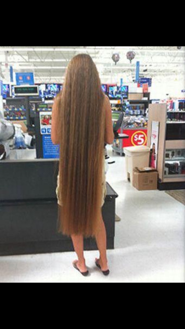 Ok this wonderful lady was in Walmart and don't you just wonder how she got this hair? Well here are the simple directions 😇😻