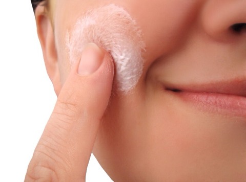 10. use it as a moisturiser. It does not clog up your pores