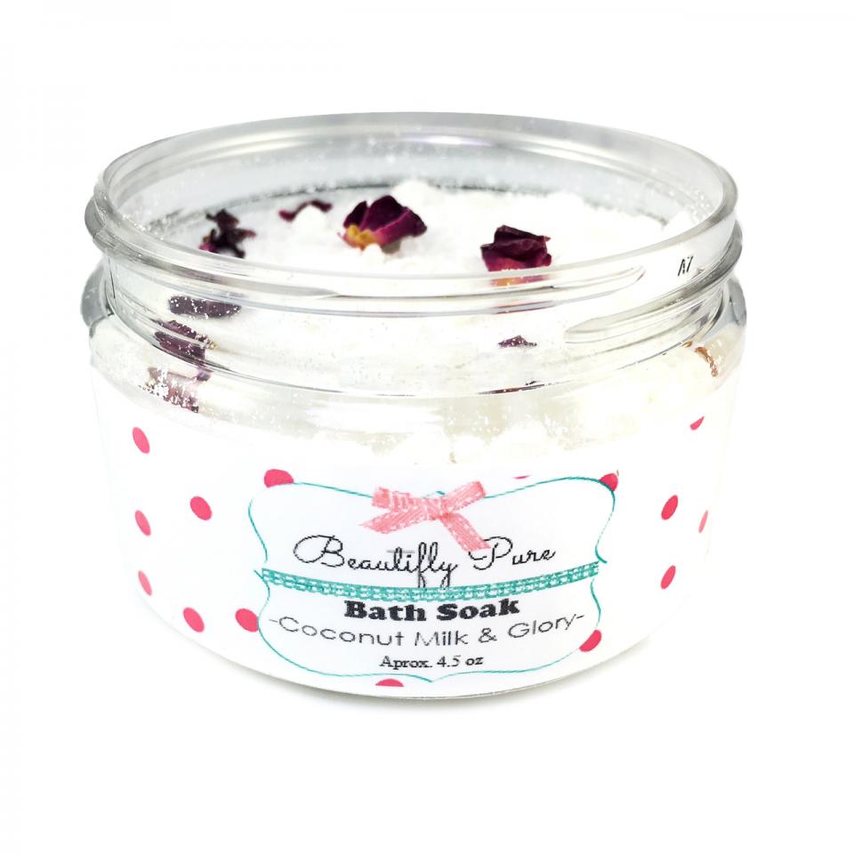 Bath Salt Skin Benefits

Bath Salts are amazing for exfoliating dead cells, softening the skin, and making the skin supple. Bath Salts can help with relieving muscle tension, insect bites, eczema, psoriasis, minor rashes, and more.