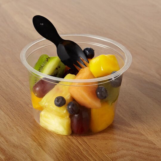 Fruit salad is a good idea for you on your diets or trying to lose a bit of weight maybe. You can get ready made fruit salads from your local supermarket or make one yourself with your own chosen fruits🍎🍓🍍🍇