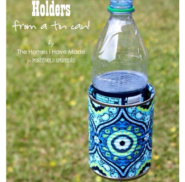 Outdoor drink holders made out of tin cans. Decorate them with paint, nail polish or washy tape. The metal also keeps your drink cold💦