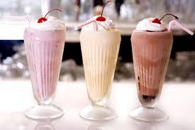 French Fries + Milkshake
Are you someone who loves sweet and salty combinations? Well then this weird food combination is right up your alley! These all-American classic side dishes to burgers and hot dogs can come together for one super delicious treat!