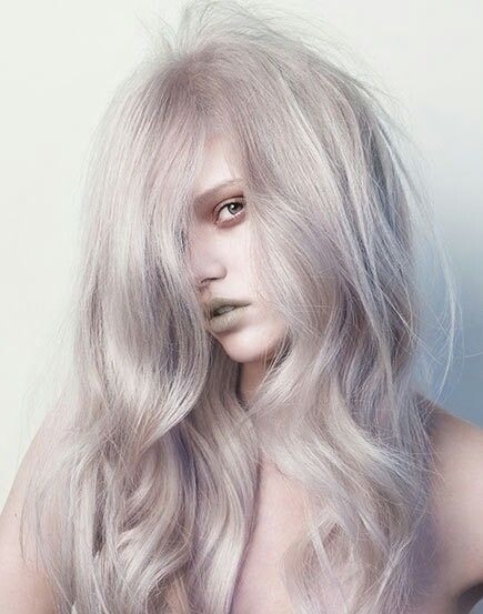The trend of silver/grey hair is another from 2013 carrying through into 2014. What’s great about this color is that you can wear it many different ways. Your silver hair can pull in blonde, blue, grey, lilac, or even gold. It’s this versatility that makes silver/grey hair one of the best colors