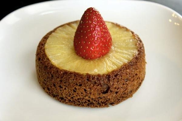 Upside Down Pineapple Cake

http://greenlitebites.com/2011/01/single-serve-upside-down-pineapple-cake/ 