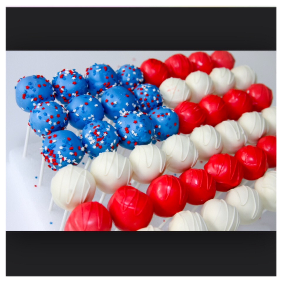 Cake pops are perfect for special occasions like the Fourth of July! Just buy colored melting chocolates