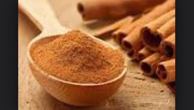 6th ingredient: CINNAMON! Cinnamon is great for promoting blood circulation in which results in hair growth! Add as much cinnamon as you prefer. Don't use too much though as it may irritate a sensitive scalp. For 2 weeks worth of mask I would recommend adding 1-2 tablespoons. 