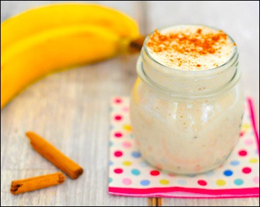 Banana milkshake - 98kcal (412kJ)

-100ml of semi-skimmed milk: 46kcal (193kJ)
-55g very ripe banana: 52kcal (218kJ)
-Optional sprinkling of cinnamon (calories nominal)

To maximise the sweetness of the milkshake, use very ripe bananas. Blend the bananas with the milk and sprinkle on some cinnamon.
