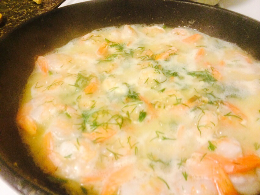 Garlic Butter And Dill Shrimp With Creamy Pasta Sauce