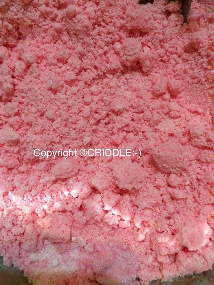 The ingredient should be able to mould together once all the wet ingredients are added.