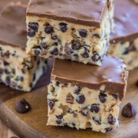 Chocolate Chip Cookie Dough Bars!!! <3