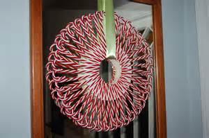 "Beautiful Candy Cane Wreath Idea's"