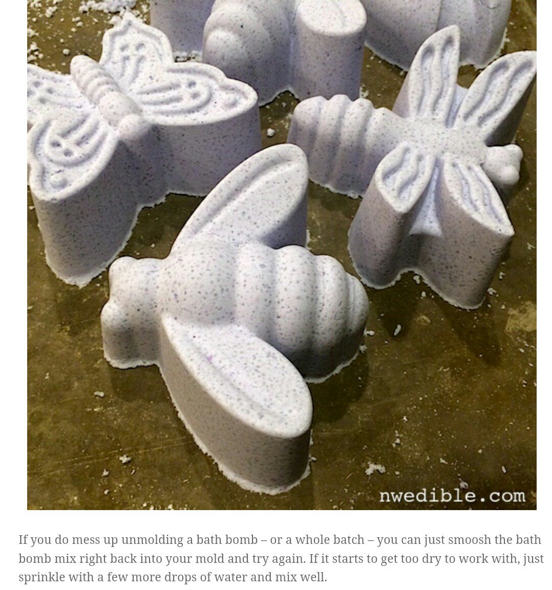 DIY HOMEMADE BATH BOMBS! 