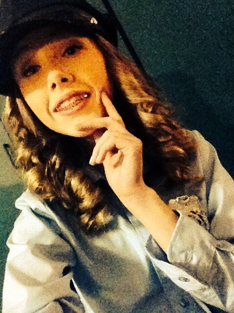 Follow this girl on YouTube! 
