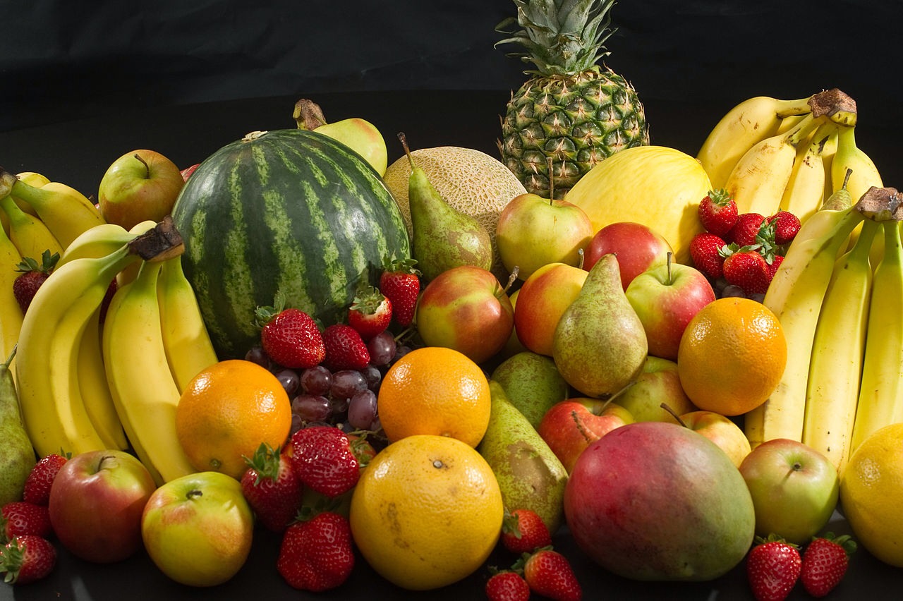 I know what you're thinking. fruit? yes. fruit has sugar in it like any other junk food. 