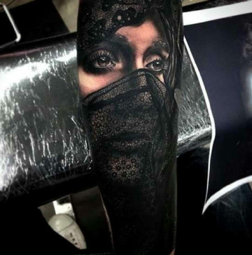 Beautiful And Sexy Tattoos For Men & Women! 