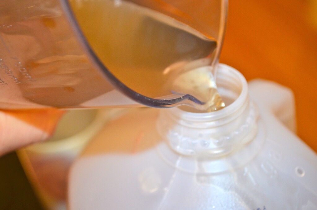 Poor your tea in the gallon