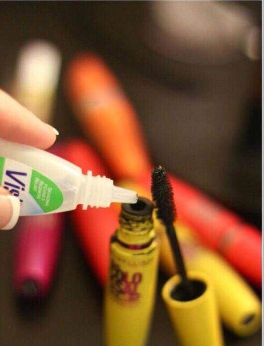 Is your mascara getting clumpy or dry? Make your mascara last longer by adding 4-5 drops of eyedrops!