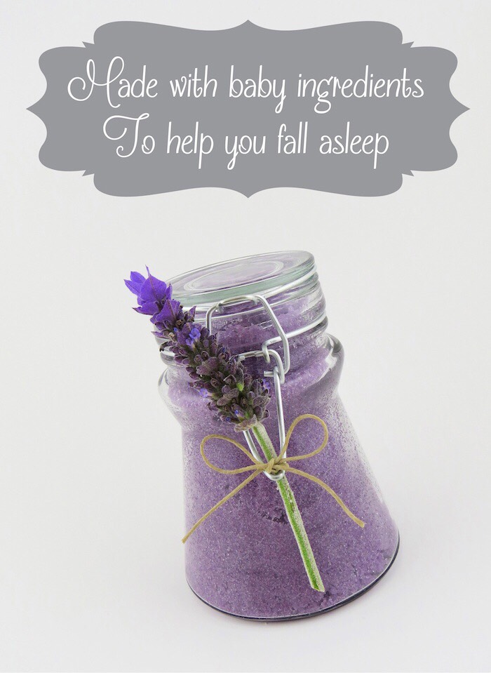 This pretty little scrub is made to help you relax and sleep like a baby (hehe!). I love to use it at night before I go to bed or when I just need a bit of relaxation. Can you ever relate to that feeling? 💜
