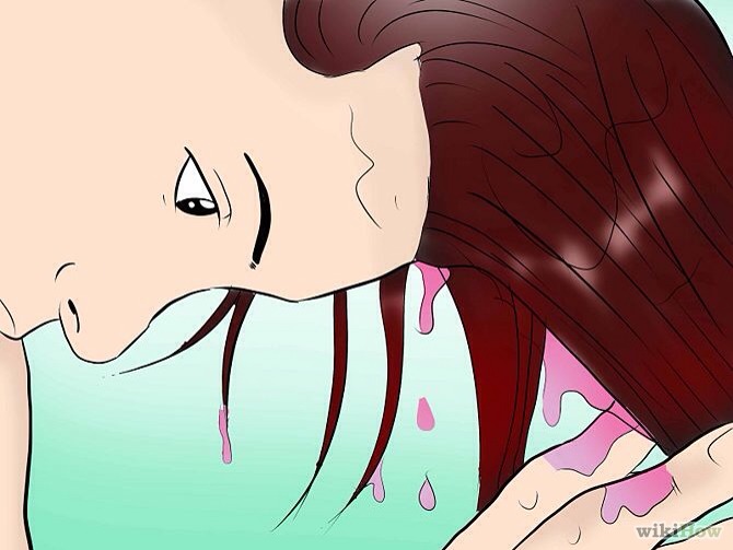When 10 minutes pass by you remove the foil from your hair and rinse the part that you dipped your hair in