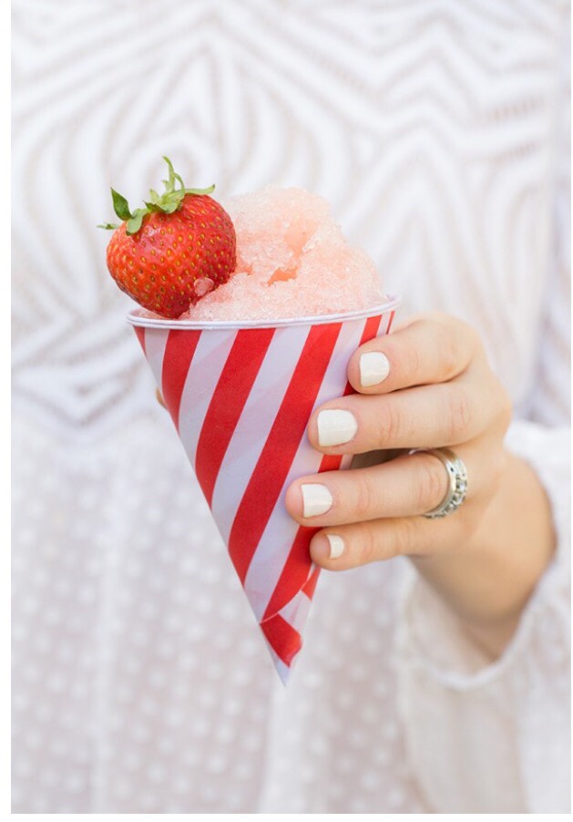 Boozy Snow Cones!!
