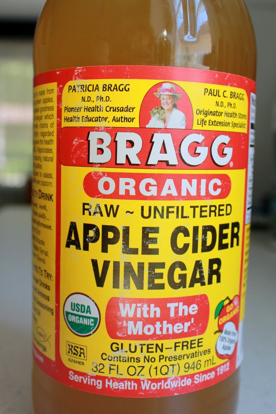 Next get apple cider vinegar and mix a cup with two cups of cool water.