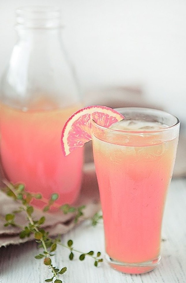 http://what2cook.net/2013/04/15/peach-lemonade/