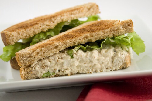 5. Tuna fish sandwich
If you want to get a lot of taste and plenty of protein, try a tuna fish sandwich. It has a large amount of vitamin D and tastes greatly. This fish is good for lowing blood pressure, for heart health and aiding weight loss. You can use tuna, fresh or canned albacore.