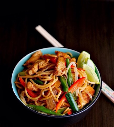 Chicken Chow Mein

Fresh, vibrant vegetables make this meal a healthy choice over takeout!