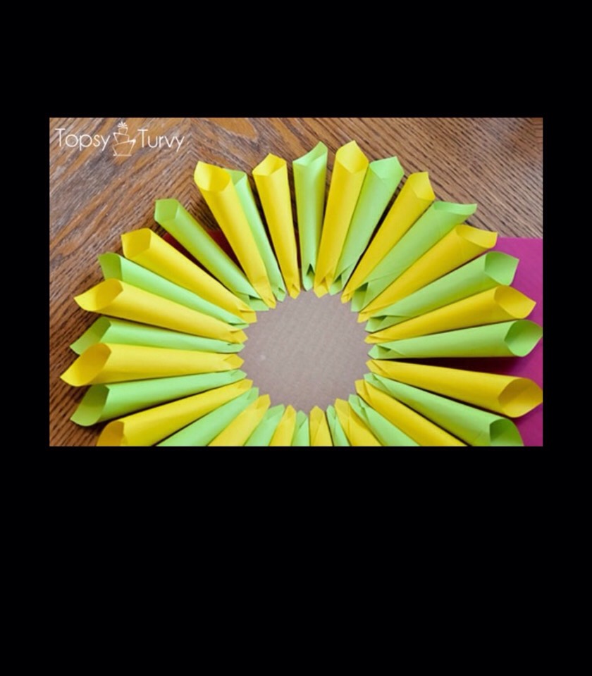 How To Make A Paper Wreath #tipit