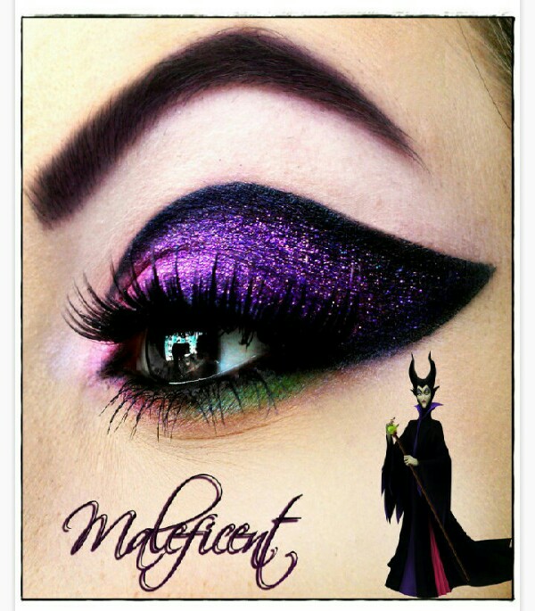 Beautiful Disney inspired makeup.