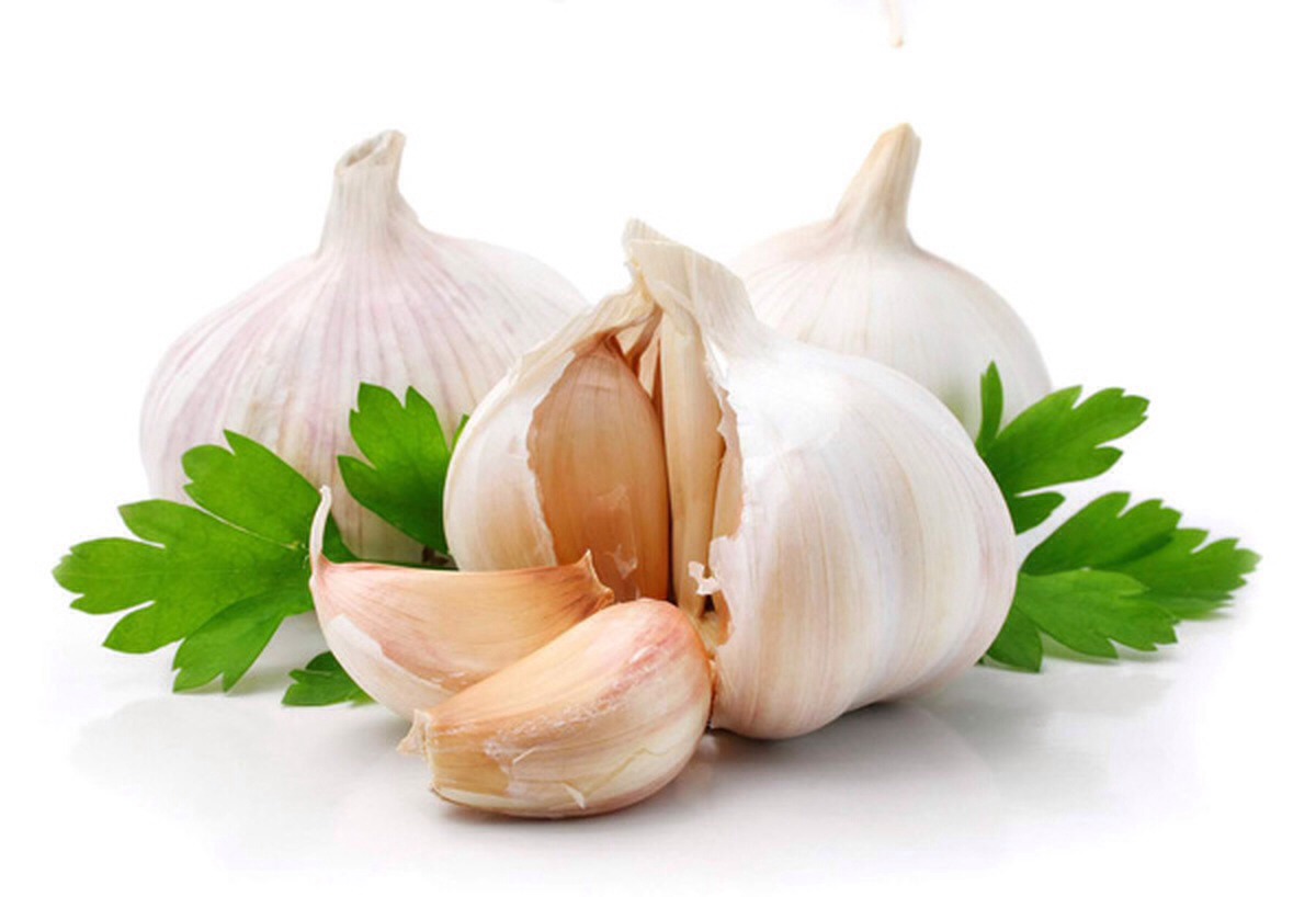 Garlic: it has a sulphuric compound called 'allicin' which reduces cholesterol and burns ugly fats.