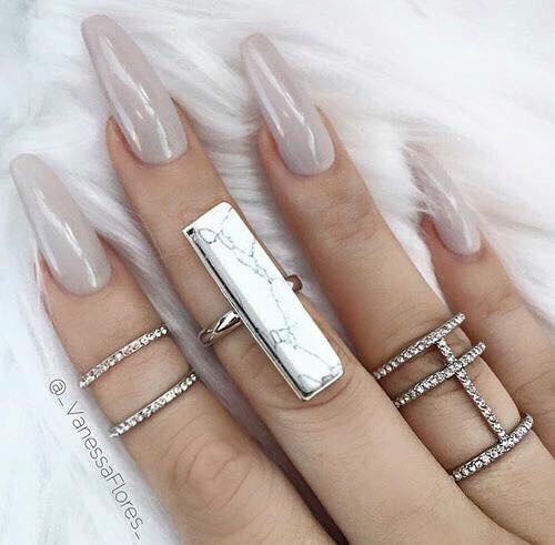 HOT NUDES!