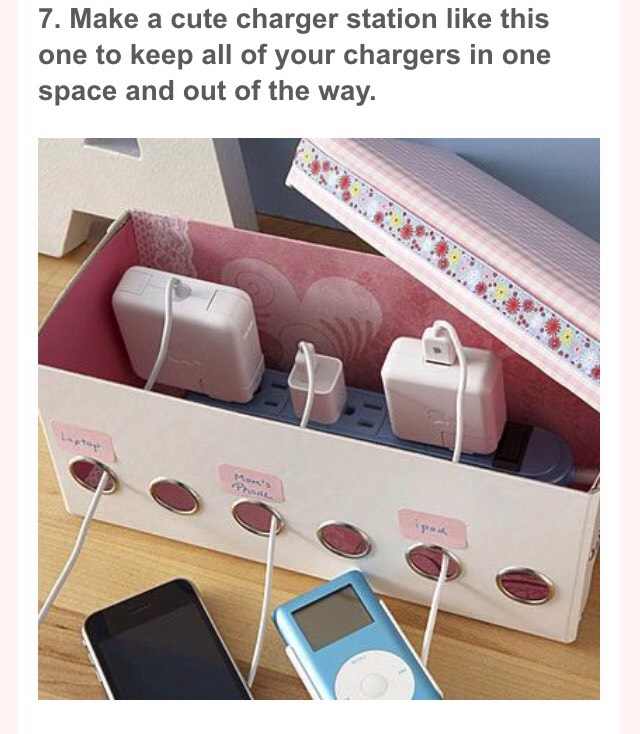 25 College Dorm Room Tips/Hacks
