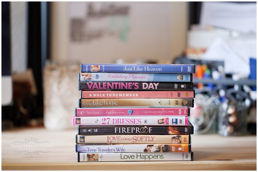 Invite a couple friends over and watch a movie with snacks of your choice!ππ