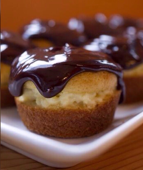 Boston Cream Pie Cup Cakes 