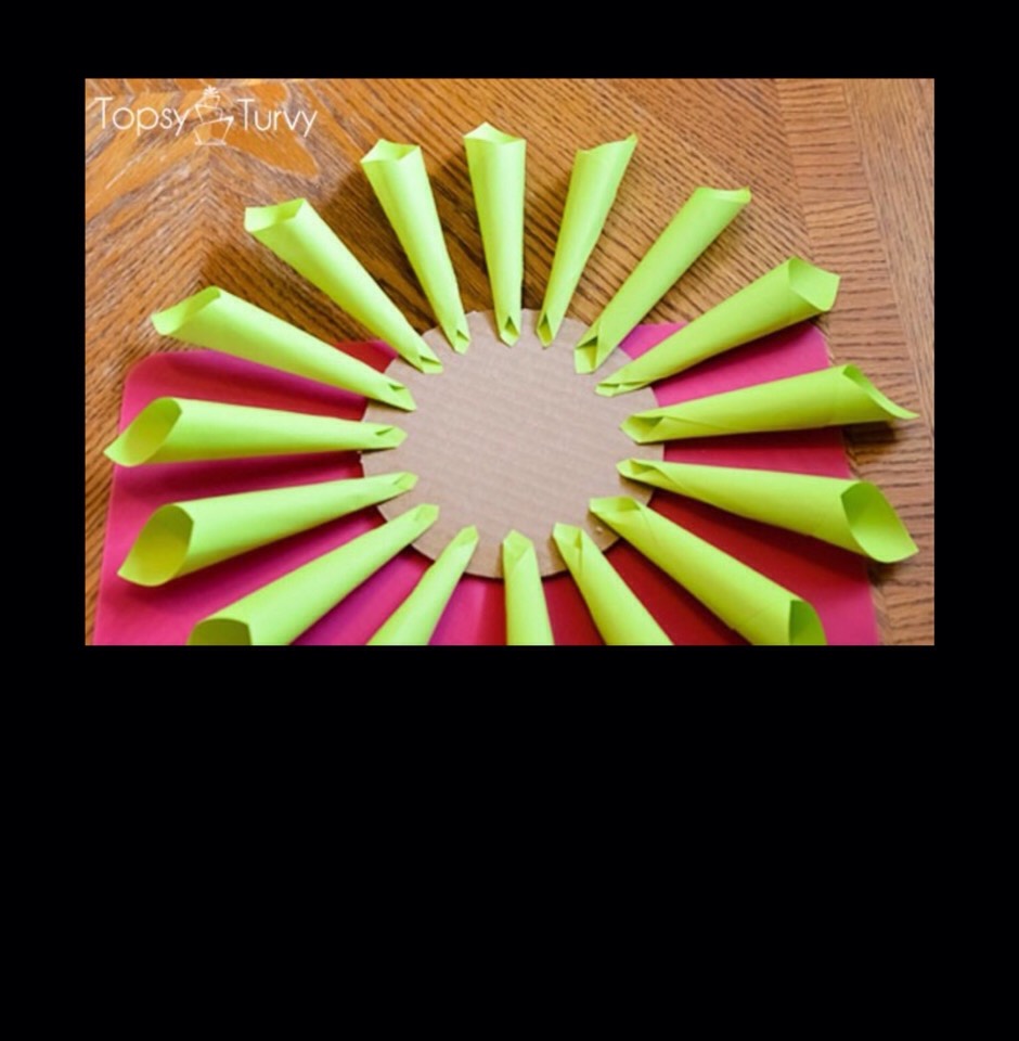 How To Make A Paper Wreath #tipit