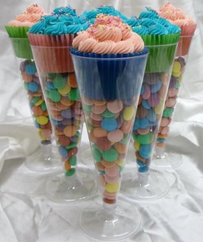 Flute Cupcake Favors To Rock Any Party