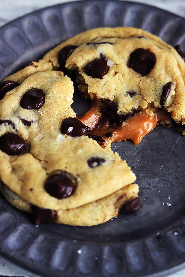 SALTED CARAMEL CHOCOLATE CHIP COOKIES 