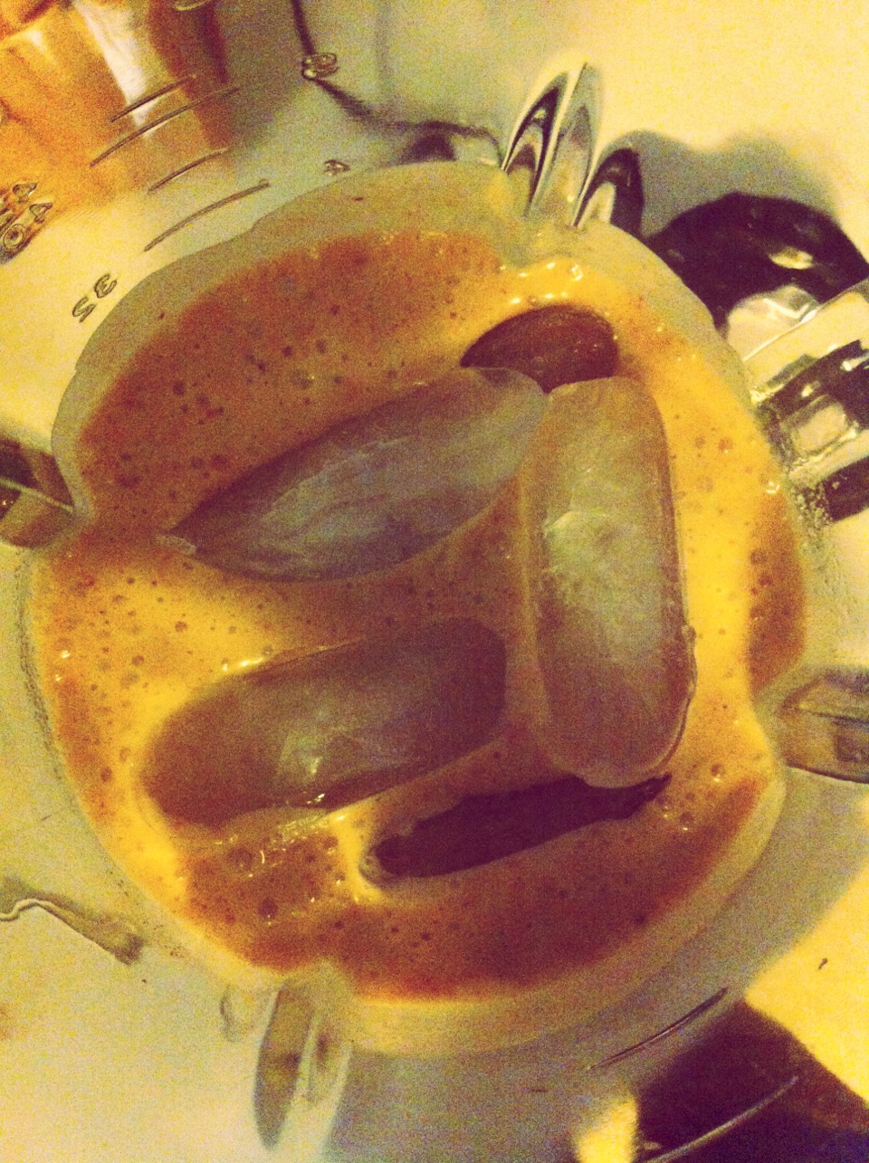 Don't forget to add ice cubes to get that perfect smoothie consistency. 