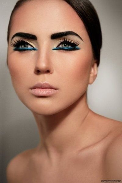 Egyptian Eyes Makeup