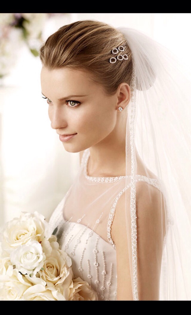 Beautiful Wedding Dresses UNDER $500! π #tipit