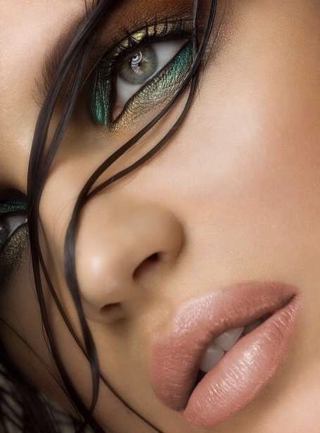Eyes And Lips